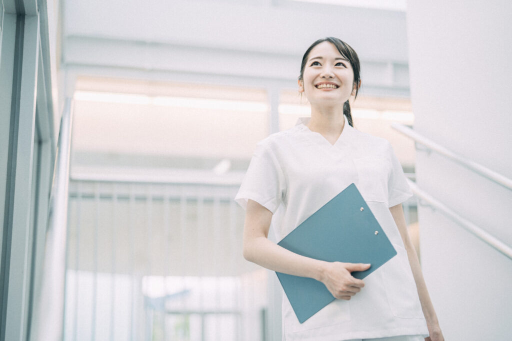 制服・仕事靴は法人負担で購入